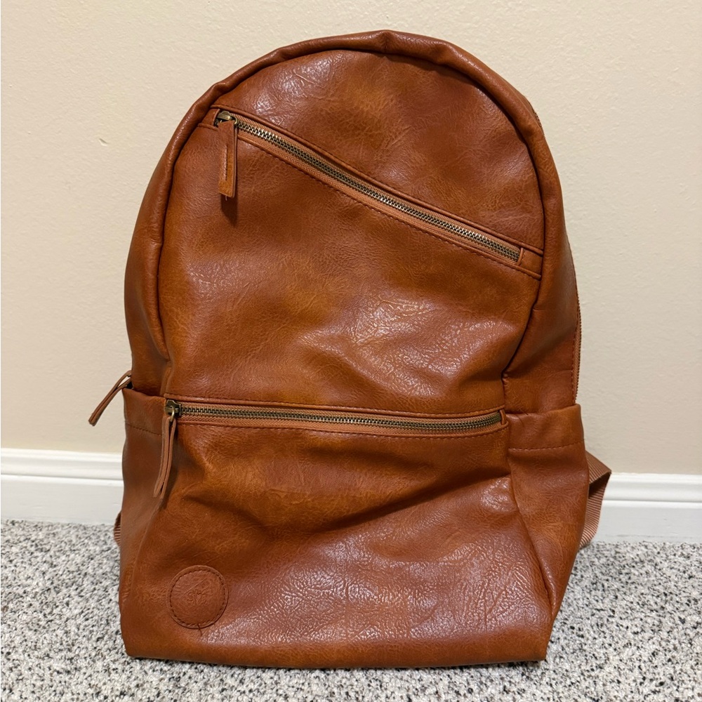 Simple Modern Vegan Leather Backpack